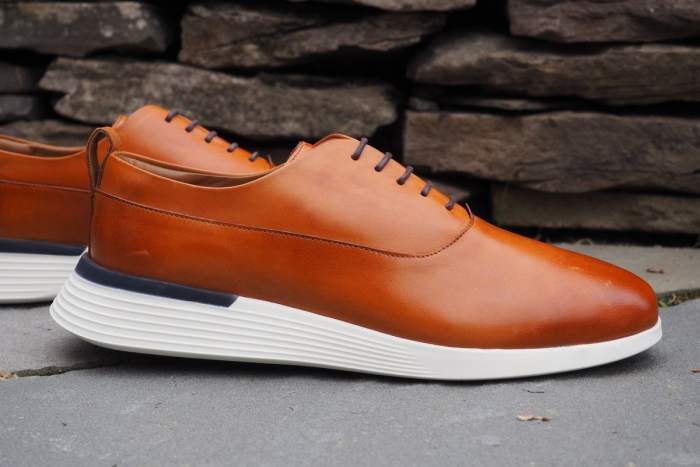 Mens sneaker dress shoe hybrid