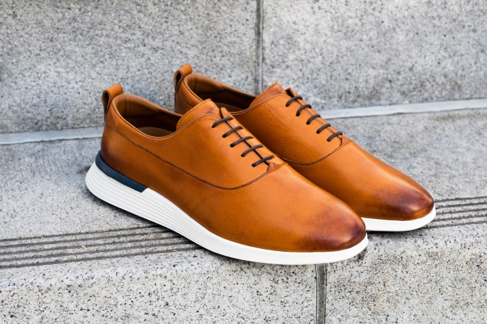 Mens sneaker dress shoe hybrid