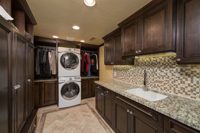 How to decorate the laundry room